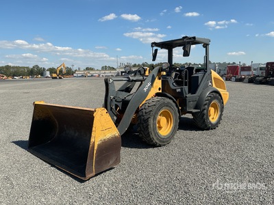 2018 John Deere 304L Pala cargadora