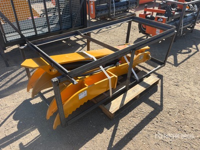 2025 Handy HET320 42 in Hydraulic Excavator Thumb (Unused)