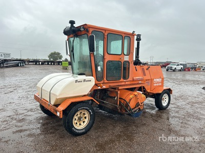 2005 Broce RCT 350 Self-Propelled Broom