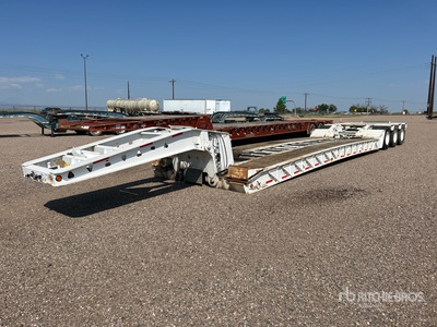 2000 Trail King 60 ton Tri/A Single Drop Lowboy Trailer