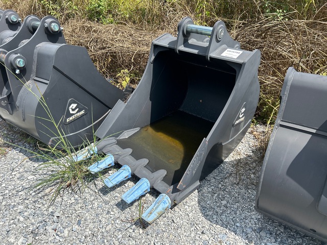 Enstruc HD 36 in Digging Excavator Bucket (Unused)