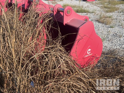 Enstruc HD 42 in Digging Excavator Bucket