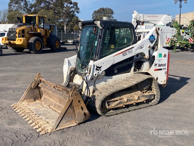 2019 Bobcat T590 High Flow لودر بجنزير