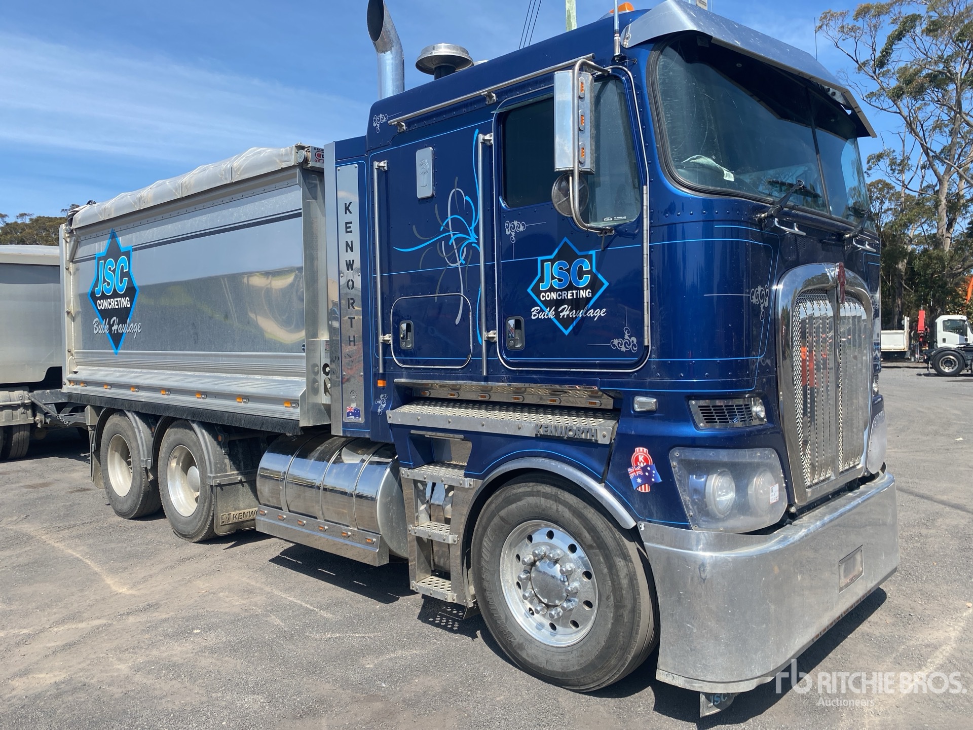 2022 Kenworth K200 6x4 T/A Dump Truck