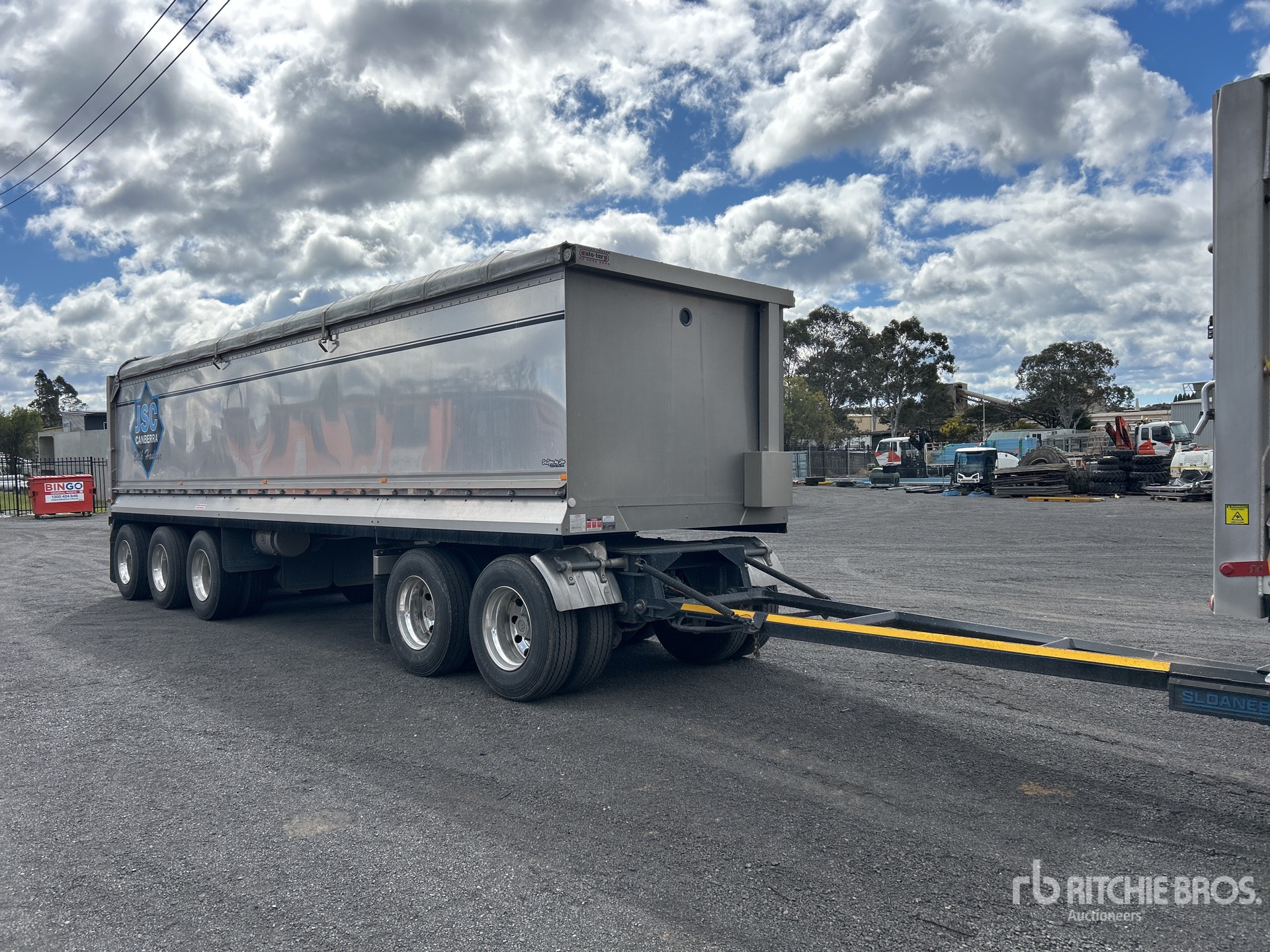2024 Sloanebuilt 9.8 m 5/Axle Dog End Dump Trailer