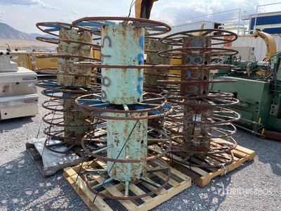 Quantity of (8) Metal Parallel Wire Spools Parti varie