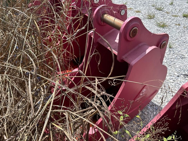 Enstruc HD 24 in Digging Excavator Bucket (Unused)