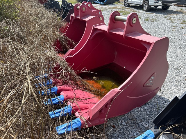 Enstruc HD 48 in Digging Excavator Bucket (Unused)
