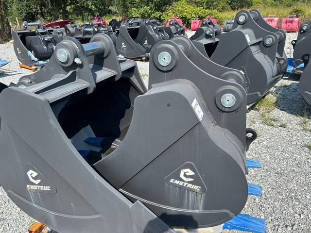 Enstruc HD 36 in Digging Excavator Bucket (Unused)