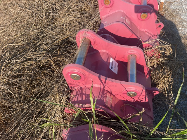 Enstruc HD 30 in Excavator Bucket