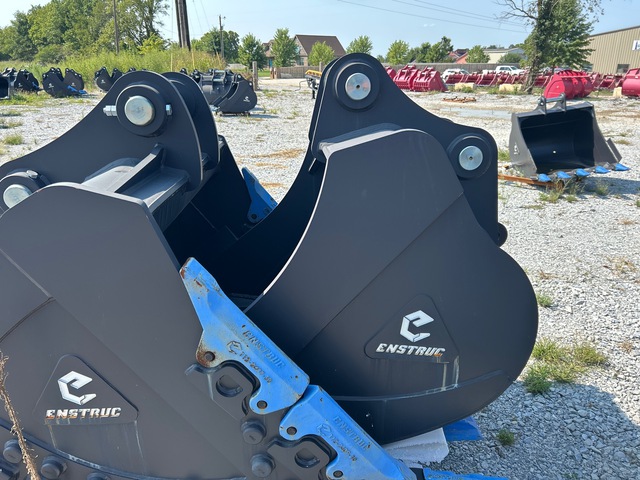 Enstruc HD 42 in Digging Excavator Bucket (Unused)