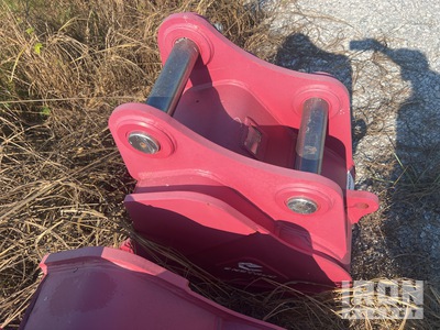 Enstruc HD 24 in Excavator Bucket