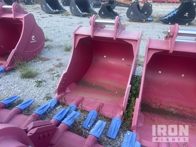 Enstruc HD 48 in Excavator Bucket