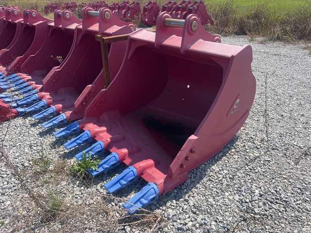 Enstruc HD 60 in Excavator Bucket