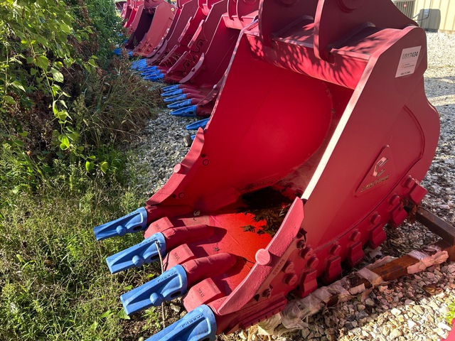 Enstruc Hdx 36 in Digging Excavator Bucket (Unused)