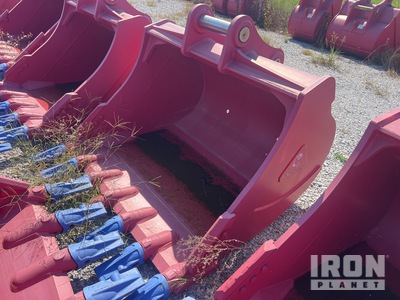 Enstruc HD 72 in Excavator Bucket