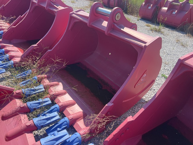 Enstruc HD 72 in Excavator Bucket