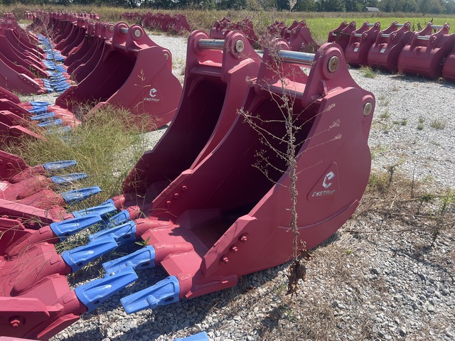 Enstruc HD 30 in Excavator Bucket