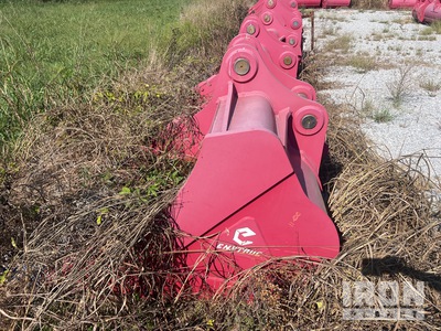 Enstruc HD 72 in Excavator Bucket