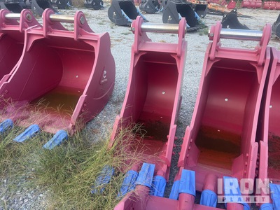 Enstruc HD 24 in Excavator Bucket