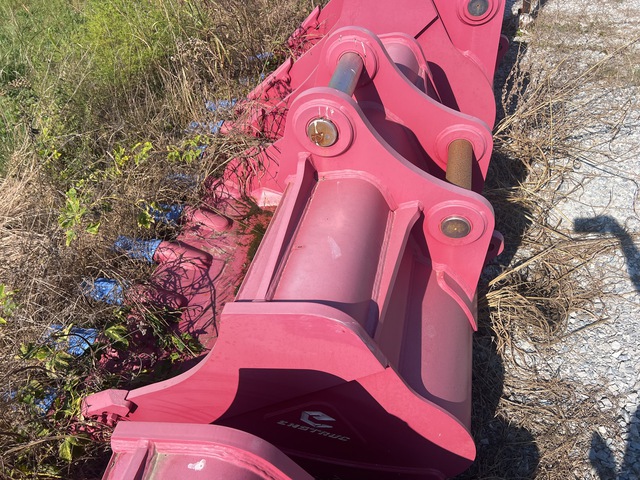 Enstruc HD 66 in Digging Excavator Bucket