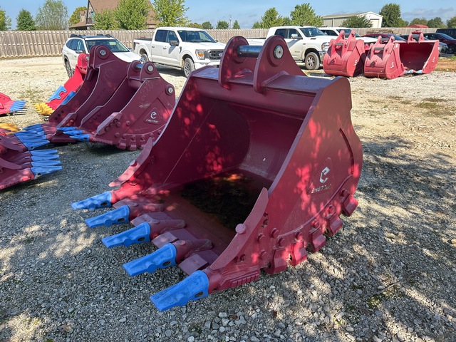 Enstruc KHDX 60 in Digging Excavator Bucket (Unused)