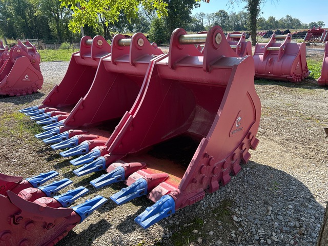 Enstruc HDX 48 in Digging Excavator Bucket (Unused)