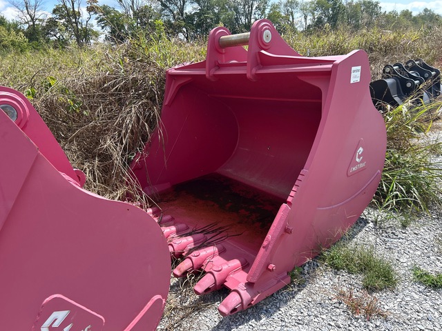 Enstruc CAHD 84 in Digging Excavator Bucket (Unused)