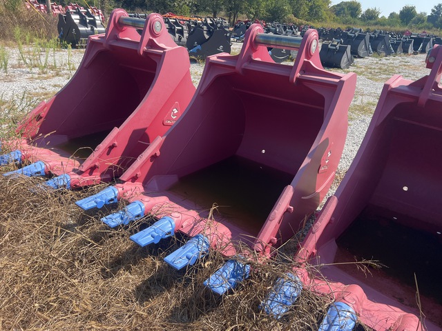 Enstruc HD 54 in Digging Excavator Bucket