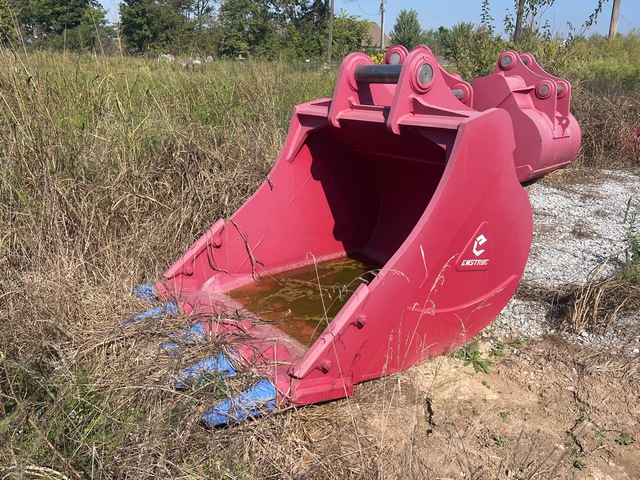 Enstruc HD 60 in Digging Excavator Bucket
