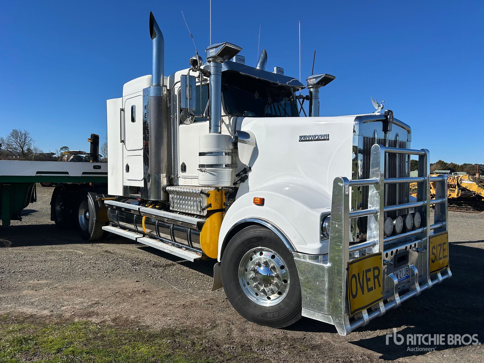 2008 Kenworth T908 6x4 T/A Sleeper Truck Tractor