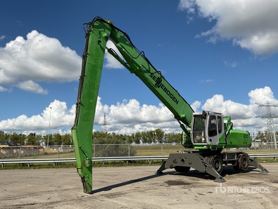 2011 Sennebogen 830 Manipuladora de material con ruedas