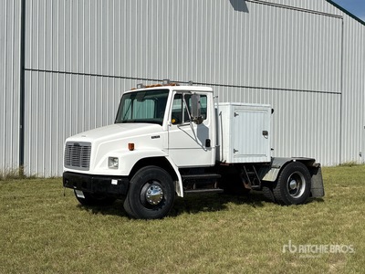1996 Freightliner FL 70 4x2 S/A Day Cab Truck Tractor