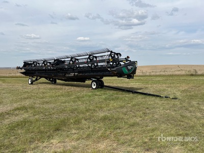2018 MacDon FD140 40 ft Flex Draper Tête de moissonneuse-batteuse