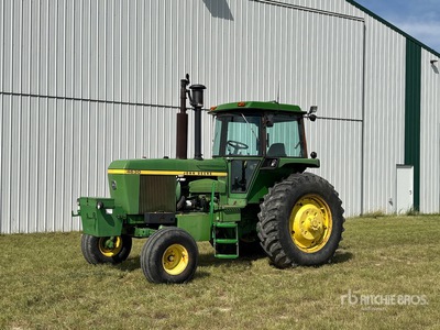 1977 John Deere 4630 Hinterradtraktor