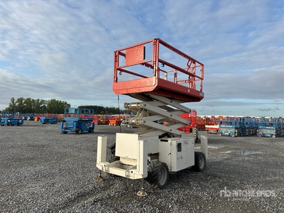 2013 Genie 3369RT 4x4 Diesel Scissor Lift