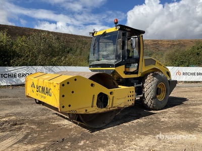 2018 Bomag BW216DH-5 H Smooth Drum Compactor