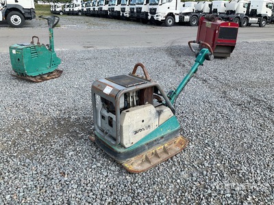 2007 Wacker DPU-6055 Vibratory Plate Compactor