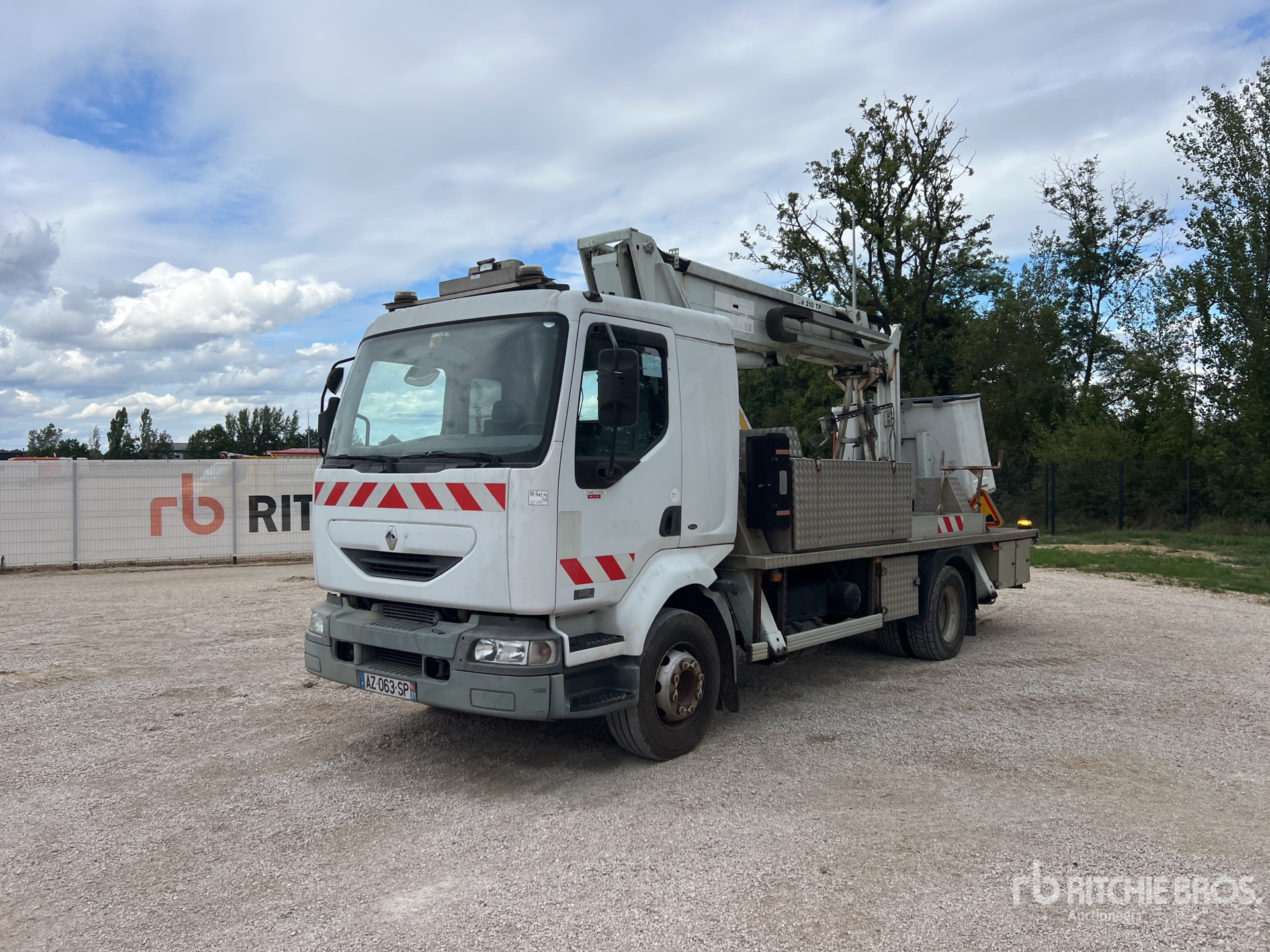 2005 Renault Midlum Camion Benne 4x2 S/A Camión dumper