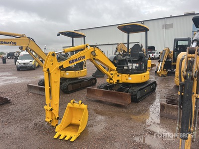 2016 Komatsu PC30MR-5 Mini Excavator