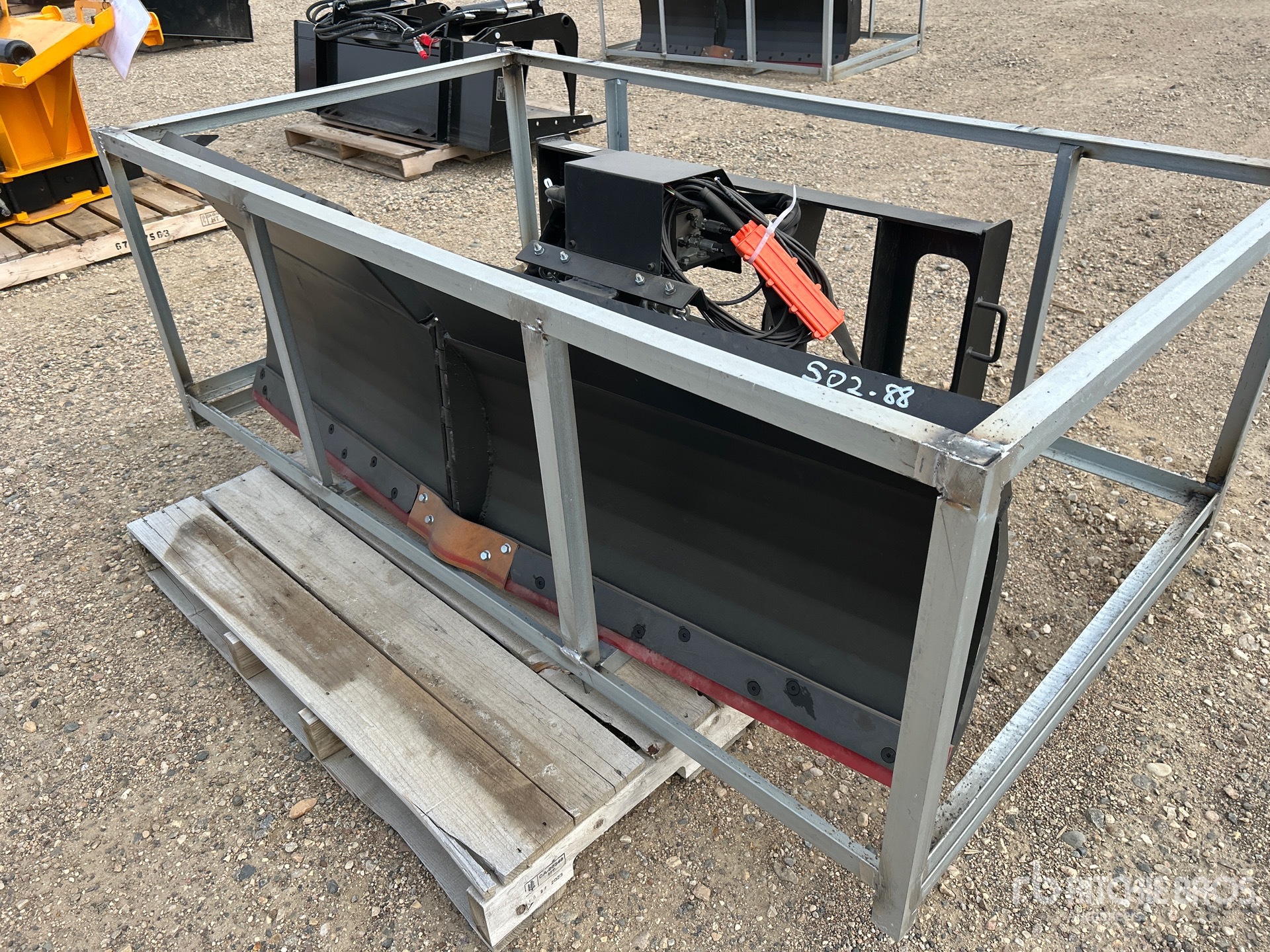 Suihe 72 in Skid Steer Snow Blade (Unused)