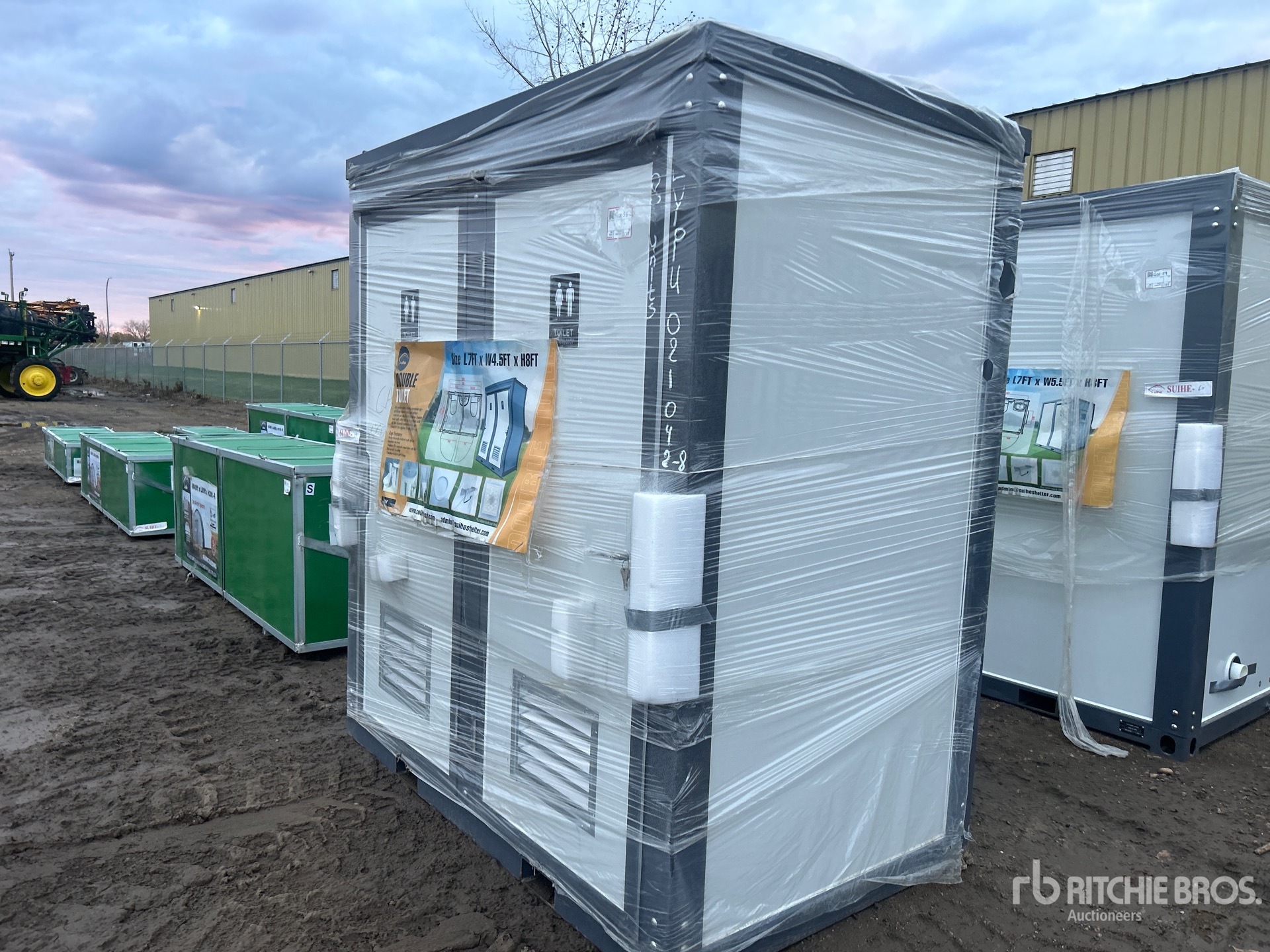 Suihe 7 ft x 4 ft 6 in 2 Person Tragbare Toilette (Unused)