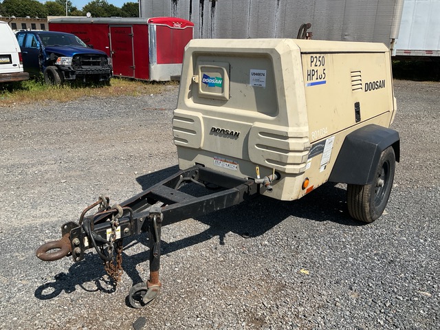 2017 Doosan HP185WDZ-T4F 185 cfm Mobile Air Compressor