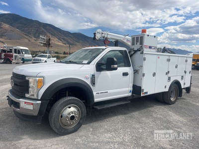 2017 Ford F-550 4x4 Service Truck