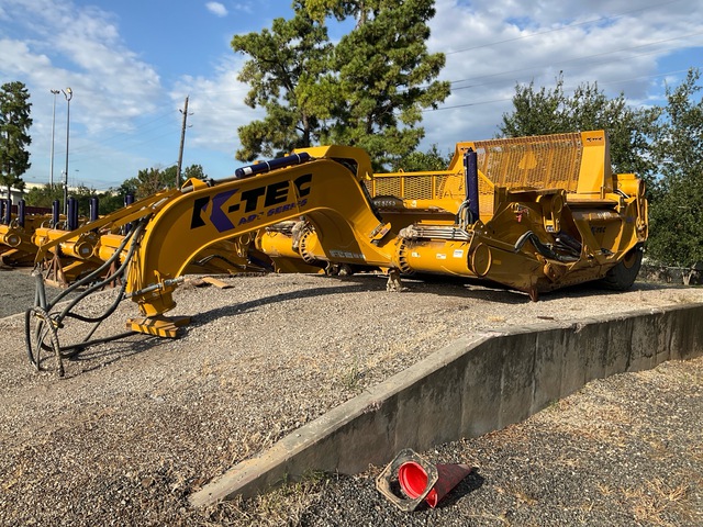 2020 K-TEC 1237 4 Tire Hydraulic Pull Scraper