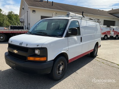 2011 Chevrolet 2500 バン