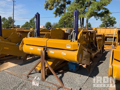 2020 K-TEC 1237 4 Tire Hydraulic Pull Scraper