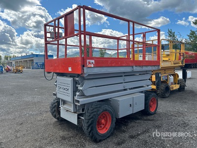 1999 Skyjack SJ-7027 Dual Fuel Elevador de tijera (Inoperable)