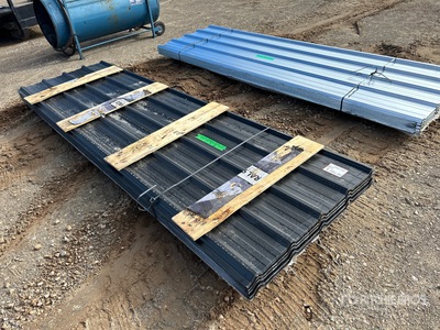 Quantity of (180) Sheets Black Steel Siding Roofing 10 ft X 3 ft 5,400 SQFT 産業関連 - その他 (Unused)