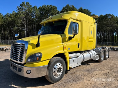 2018 Freightliner Cascadia 125 6x4 T/A Sleeper Truck Tractor